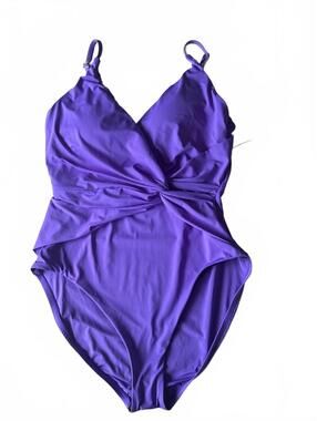 La Blanca Island Goddess Asymmetrical Twist One Piece Swimsuit In Purple Size 14